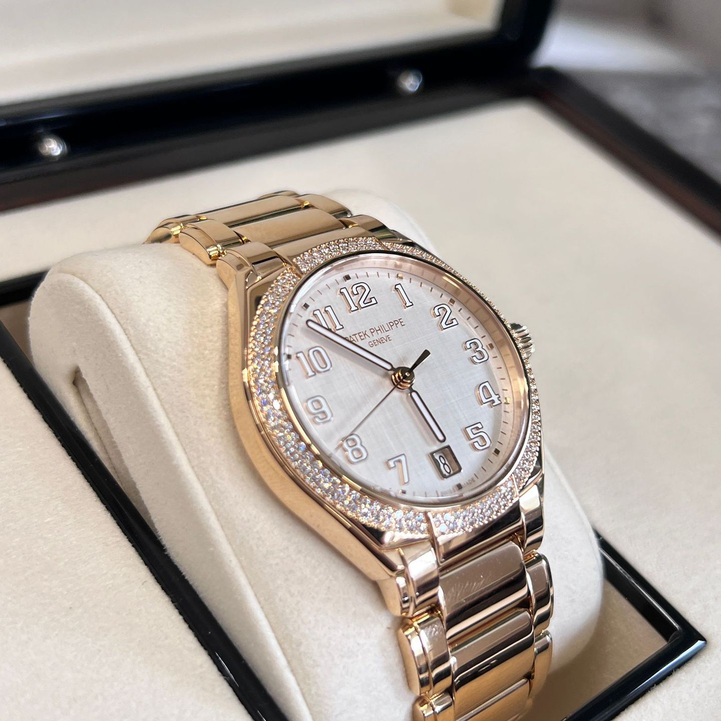 Patek Philippe Twenty~4 7300/1200R-010 - (3/8)