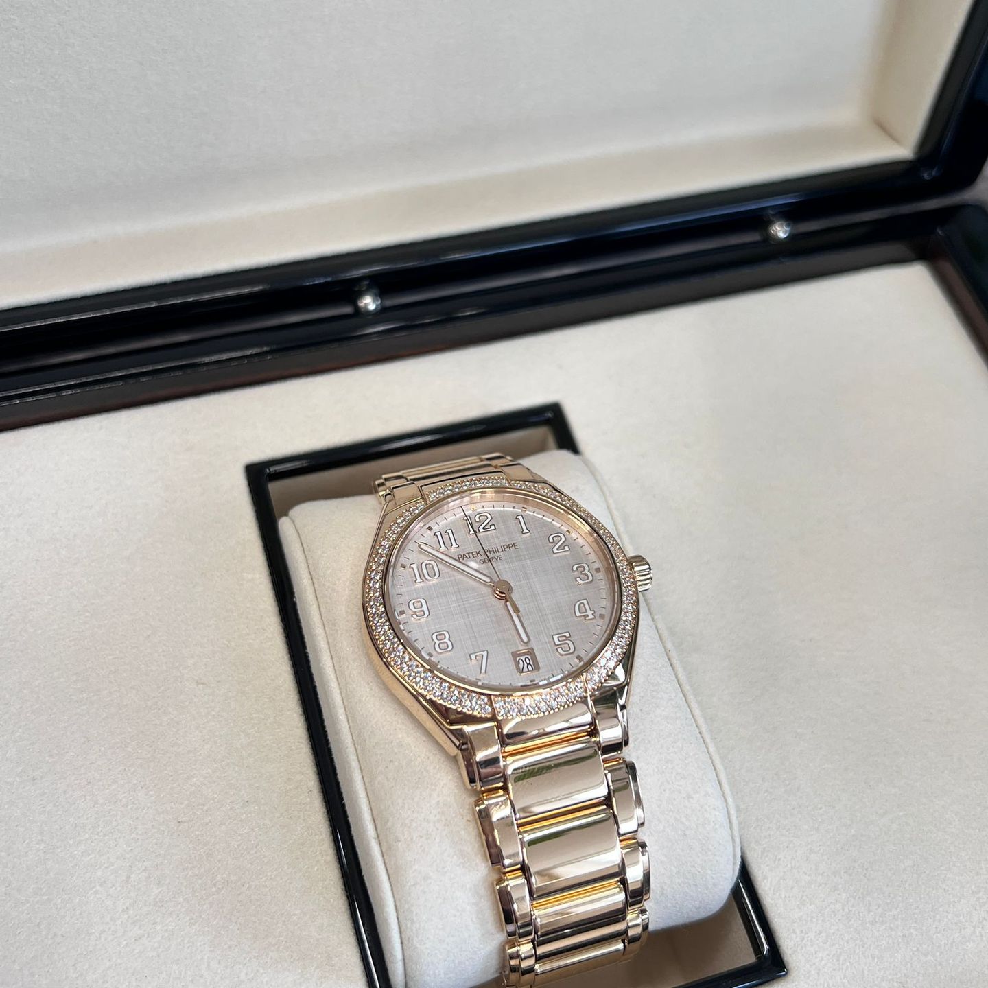 Patek Philippe Twenty~4 7300/1200R-010 - (6/8)