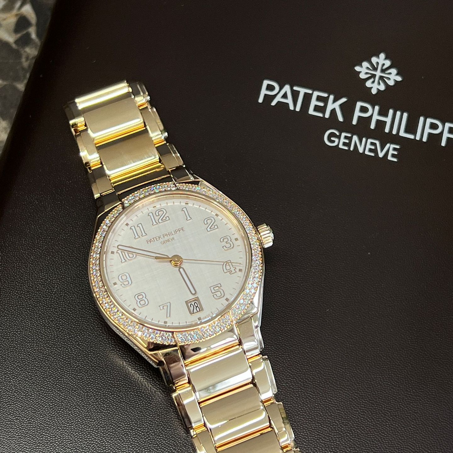 Patek Philippe Twenty~4 7300/1200R-010 - (8/8)