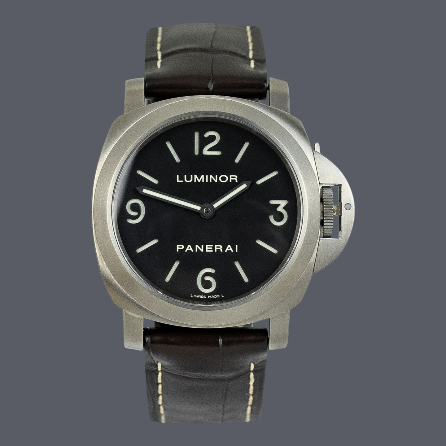 Panerai Luminor Base PAM00176 (2008) - Black dial 44 mm Titanium case (1/1)
