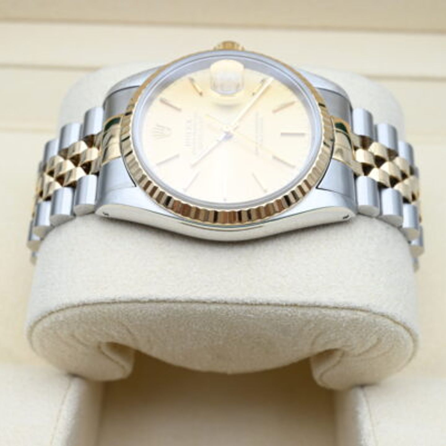 Rolex Datejust 36 16233 (1991) - Champagne dial 36 mm Gold/Steel case (3/6)