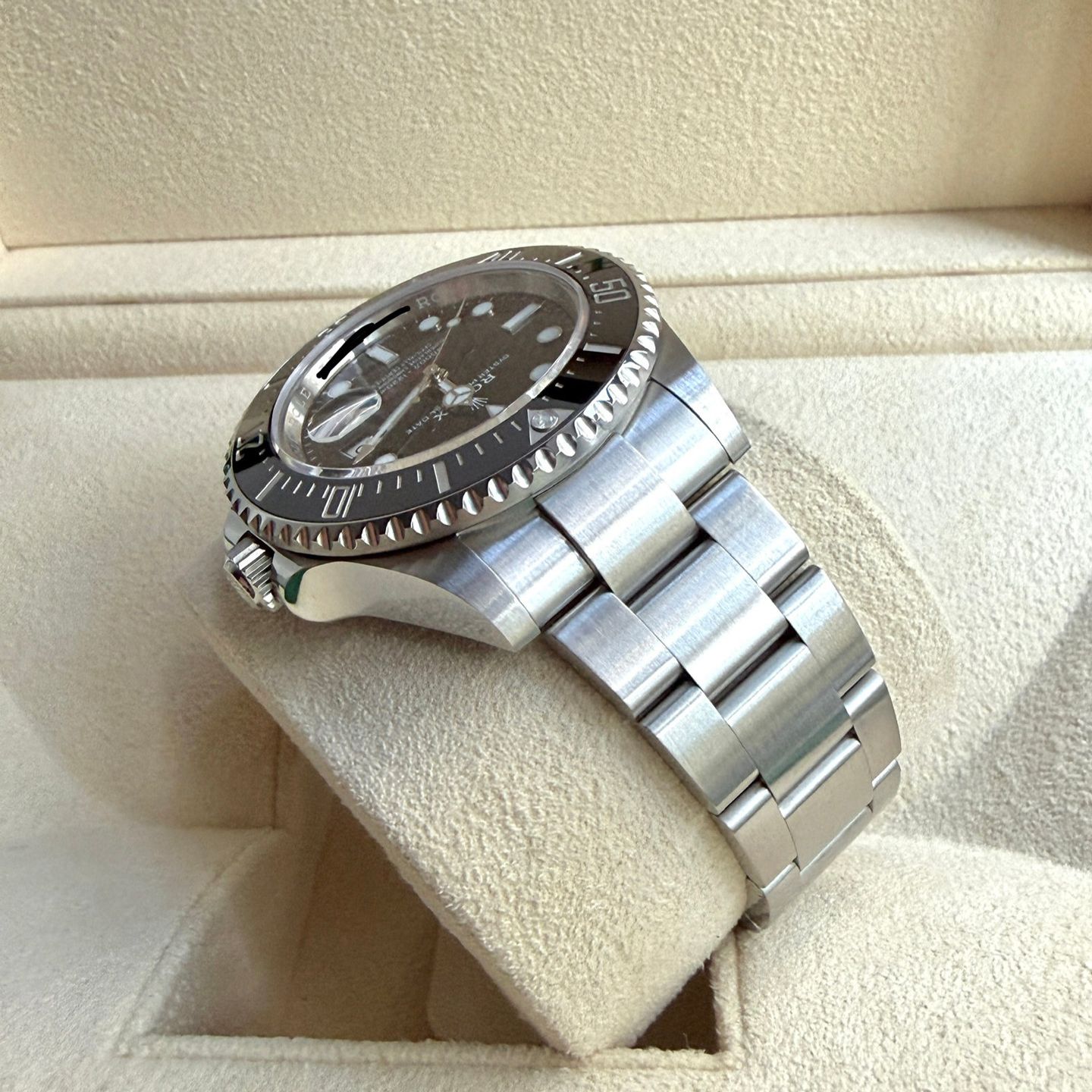 Rolex Sea-Dweller 126600 - (5/7)
