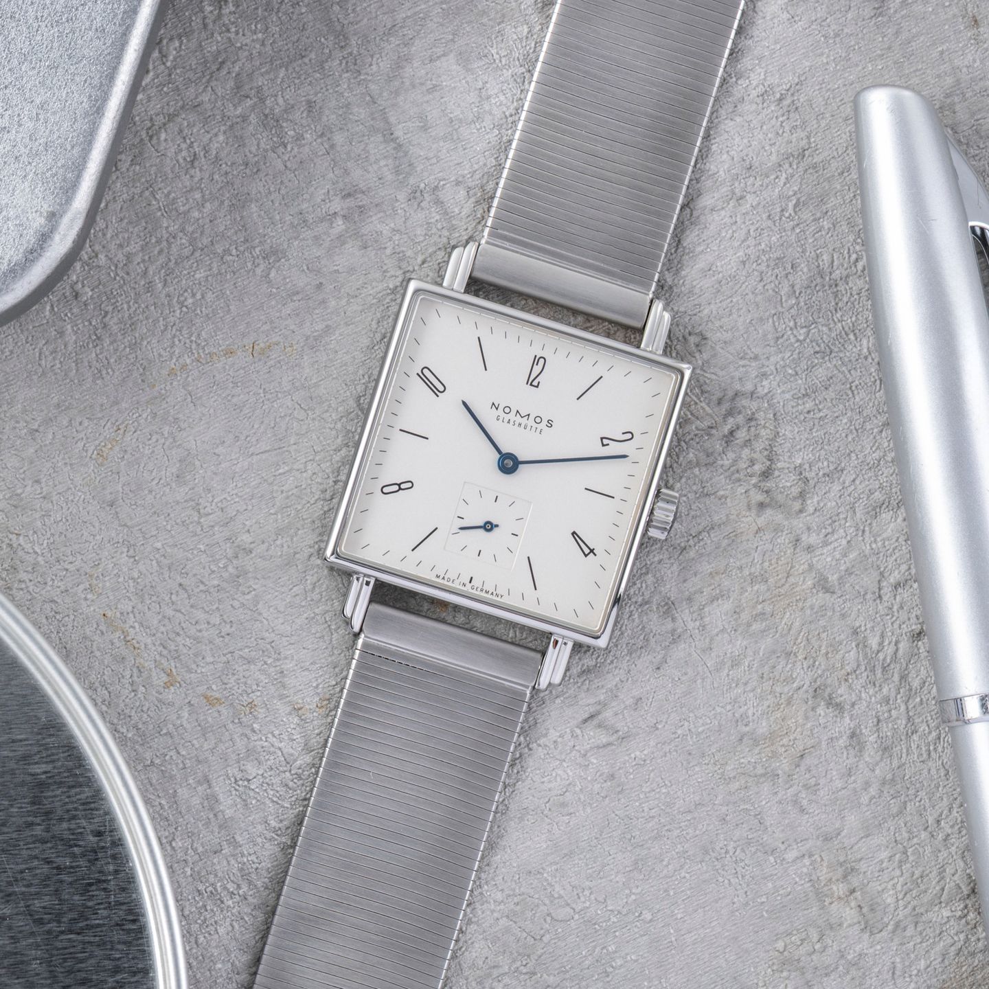 NOMOS Tetra 408 (Onbekend (willekeurig serienummer)) - Wit wijzerplaat 30mm Staal (3/8)
