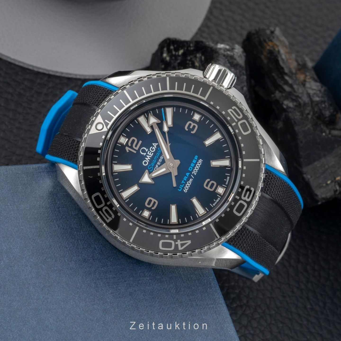 Omega Seamaster Planet Ocean 215.32.46.21.03.001 (Onbekend (willekeurig serienummer)) - Blauw wijzerplaat 46mm Staal (2/8)