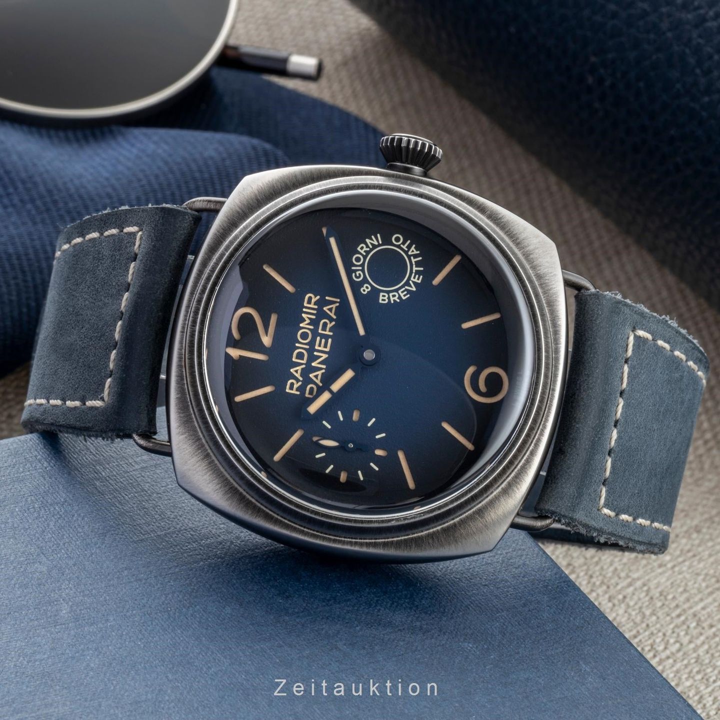 Panerai Radiomir PAM01348 (Onbekend (willekeurig serienummer)) - Blauw wijzerplaat 45mm Staal (2/8)