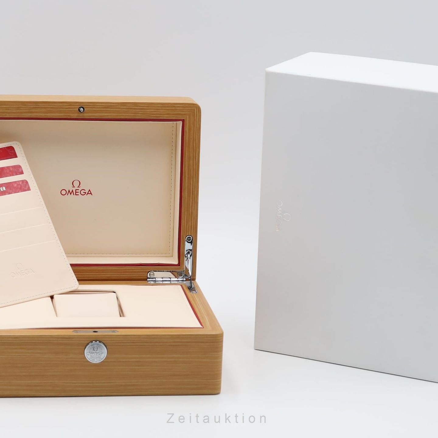 Omega Speedmaster Moonphase 304.93.44.52.03.002 - (7/8)