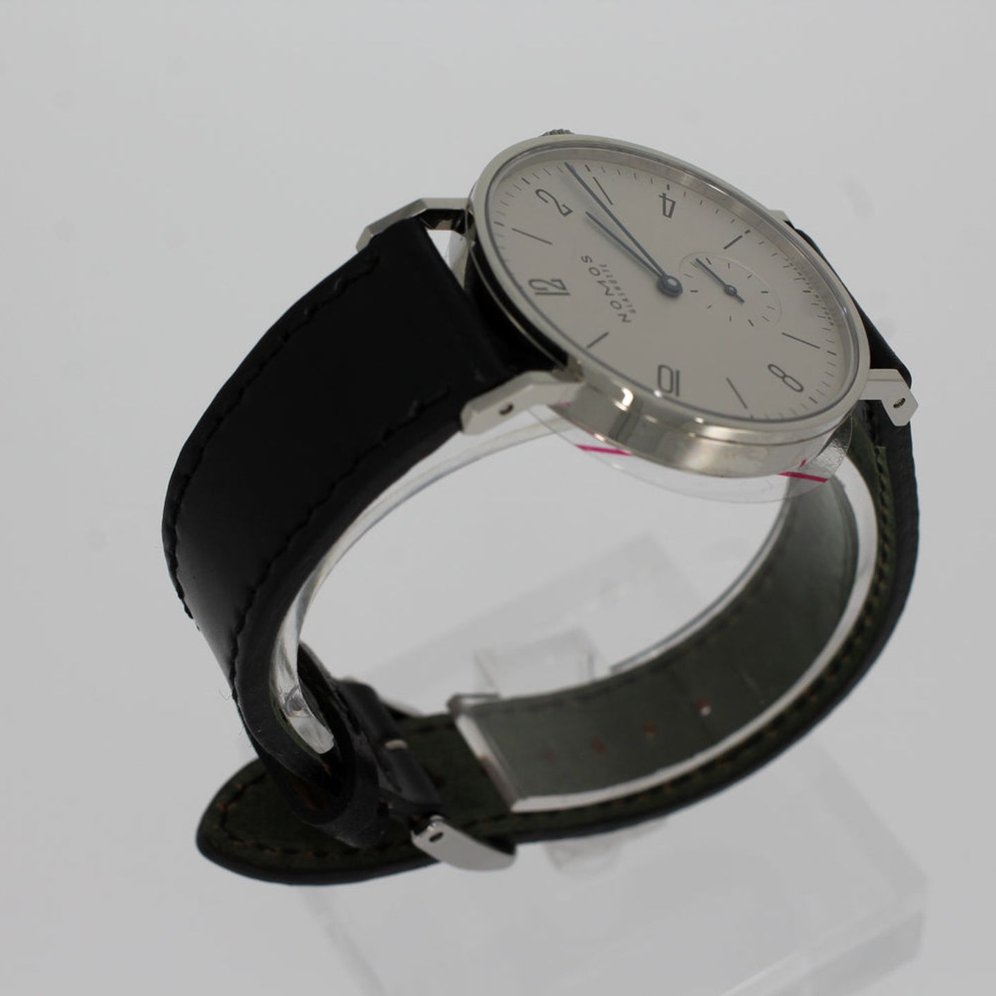 NOMOS Tangente 101 (2025) - White dial 35 mm Steel case (3/4)