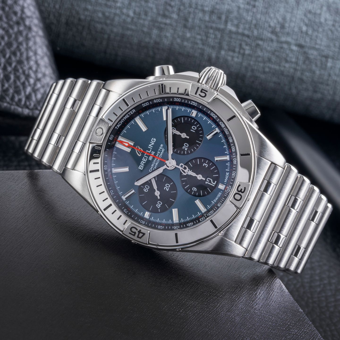 Breitling Chronomat 42 AB0134101C1A1 (Onbekend (willekeurig serienummer)) - Blauw wijzerplaat 42mm Staal (2/8)