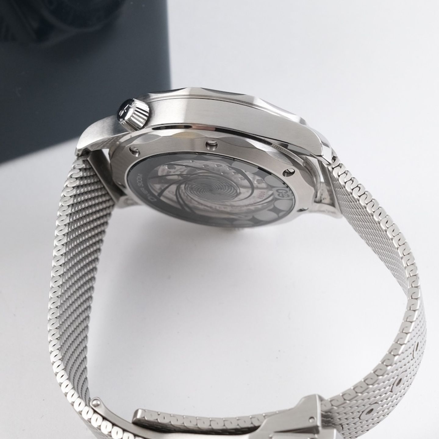 Omega Seamaster Diver 300 M 210.30.42.20.03.002 (2024) - Blue dial 42 mm Steel case (6/8)