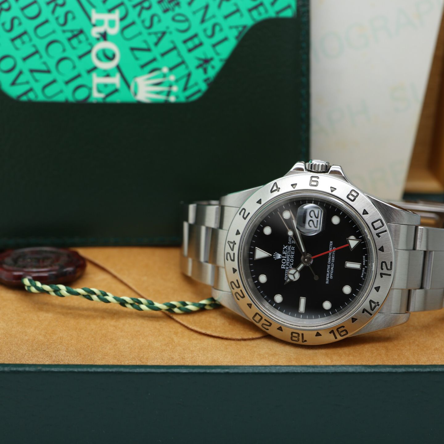 Rolex Explorer II 16570 - (8/8)