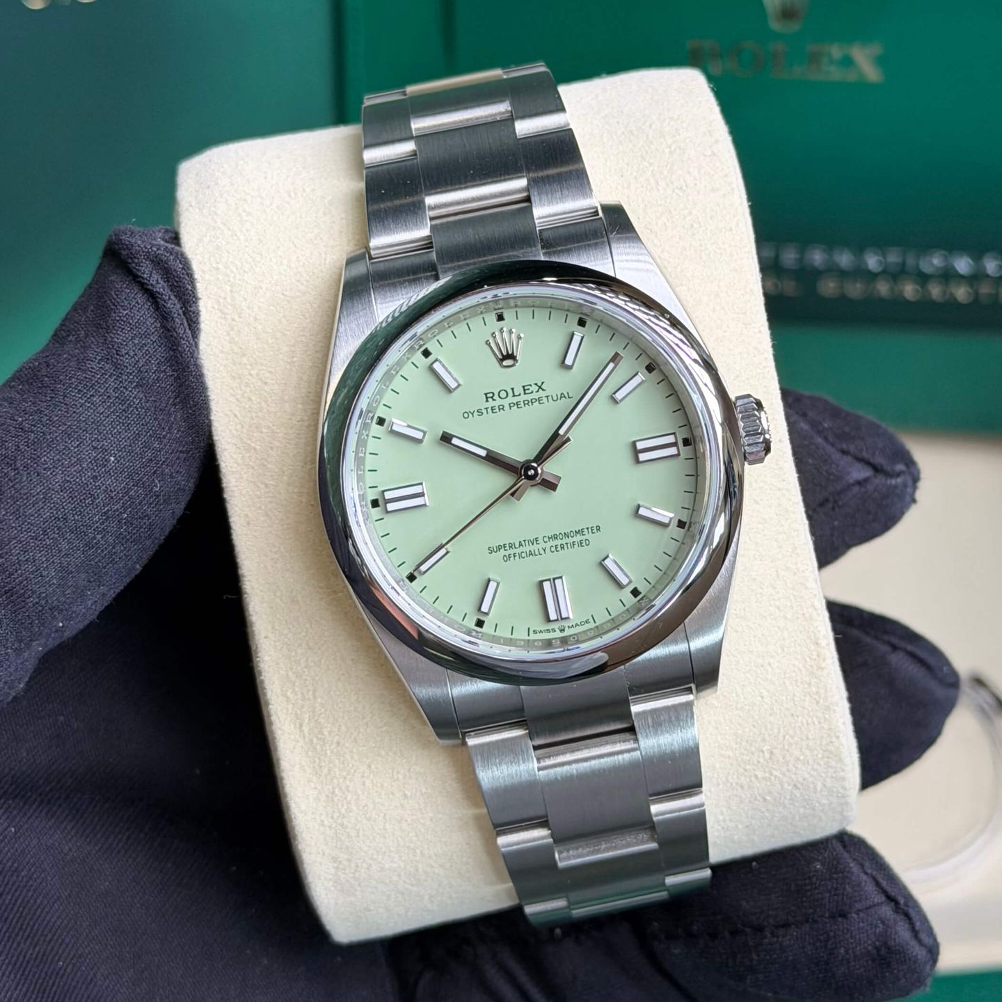 Rolex Oyster Perpetual 36 126000 - (1/7)