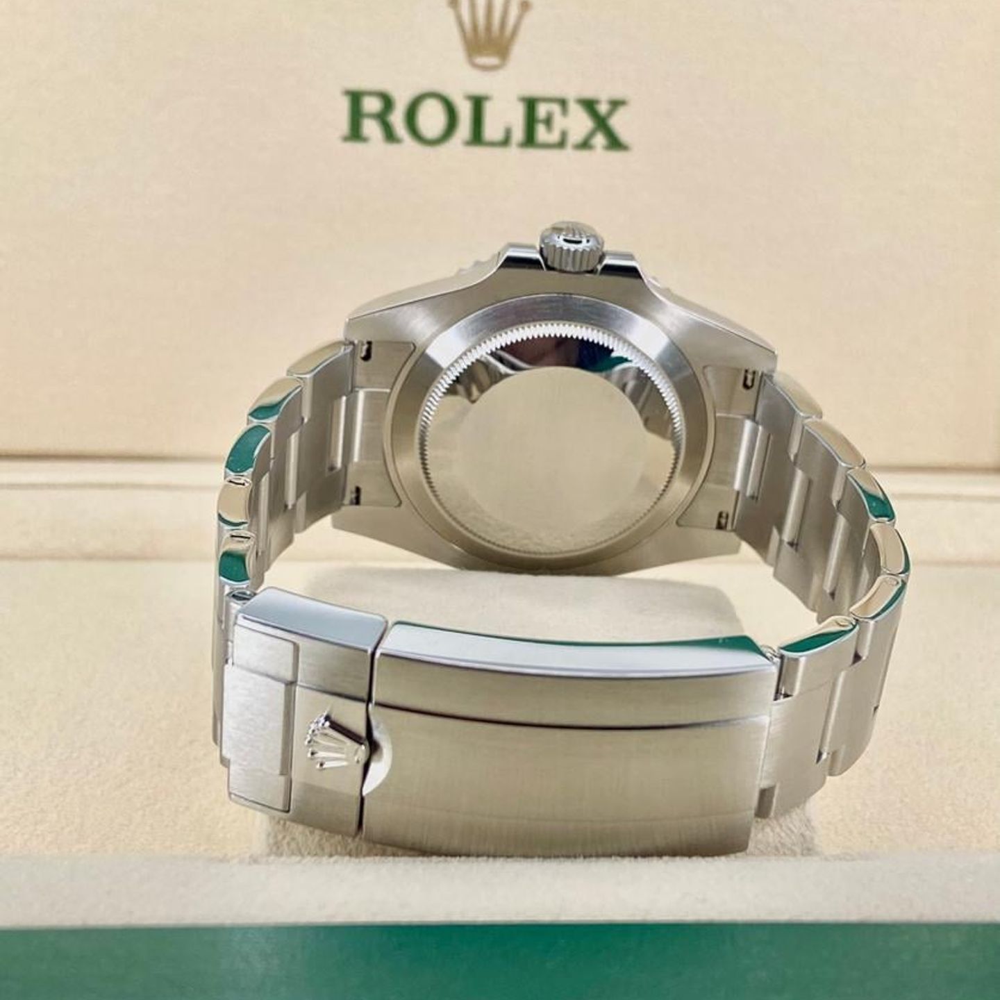 Rolex Submariner No Date 124060 (2025) - Black dial 40 mm Steel case (14/27)