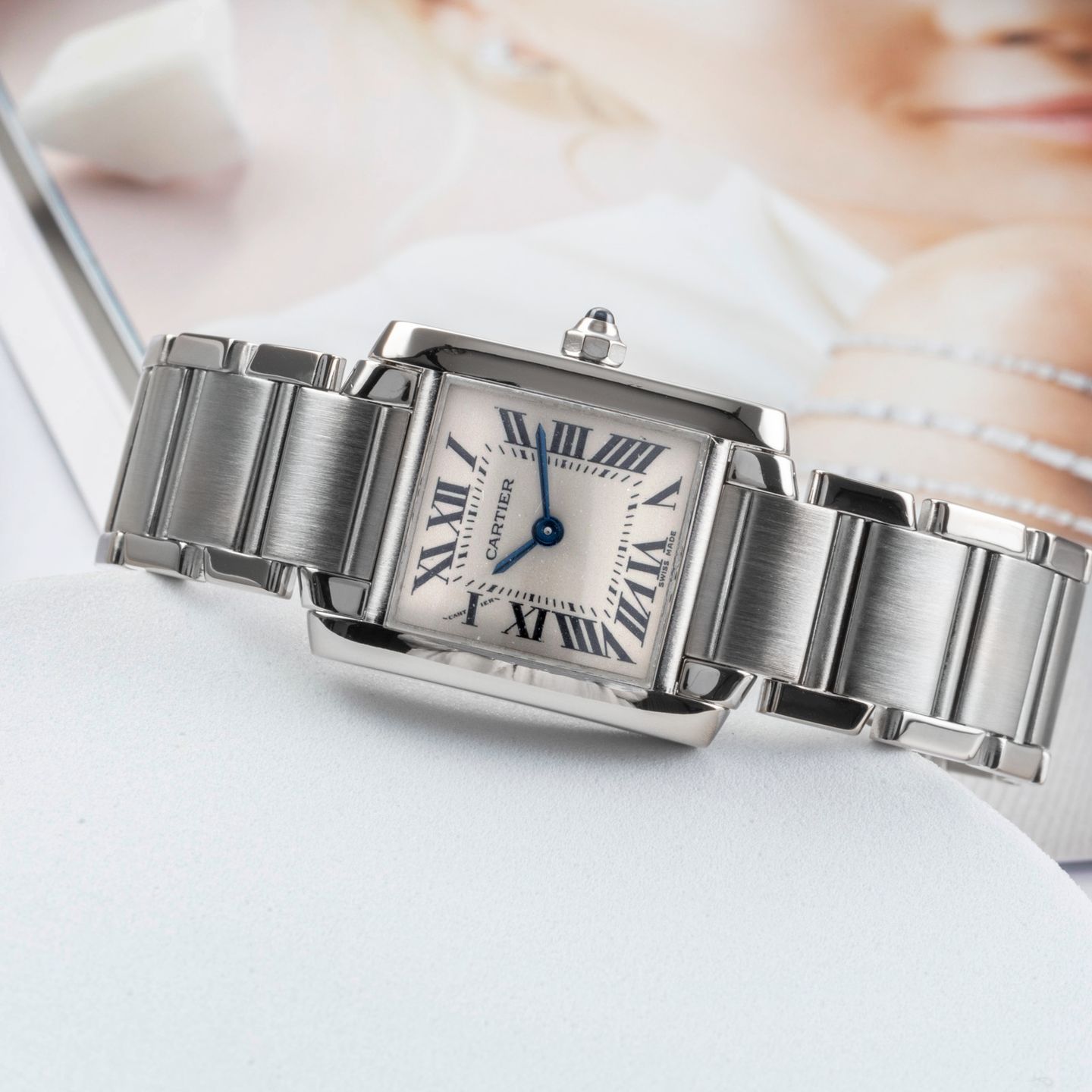 Cartier Tank Française W50012S3 (2005) - Zilver wijzerplaat 20mm Witgoud (2/8)