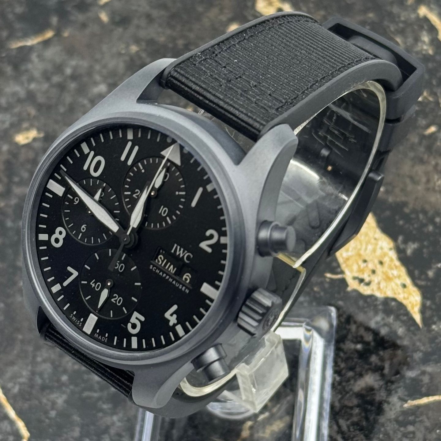 IWC Pilot Chronograph Top Gun IW388106 (2026) - Groen wijzerplaat 41mm Titanium (4/8)