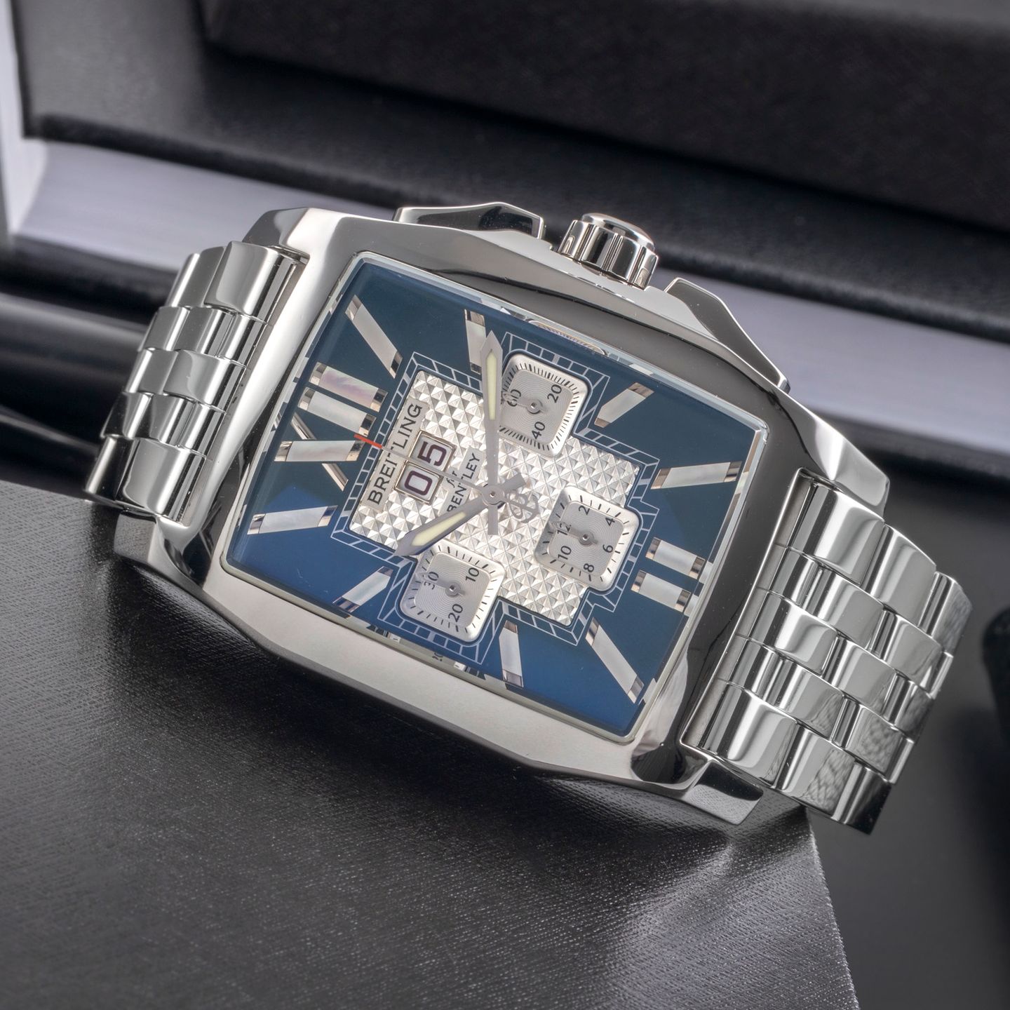 Breitling Bentley Flying B A44365 - (2/8)