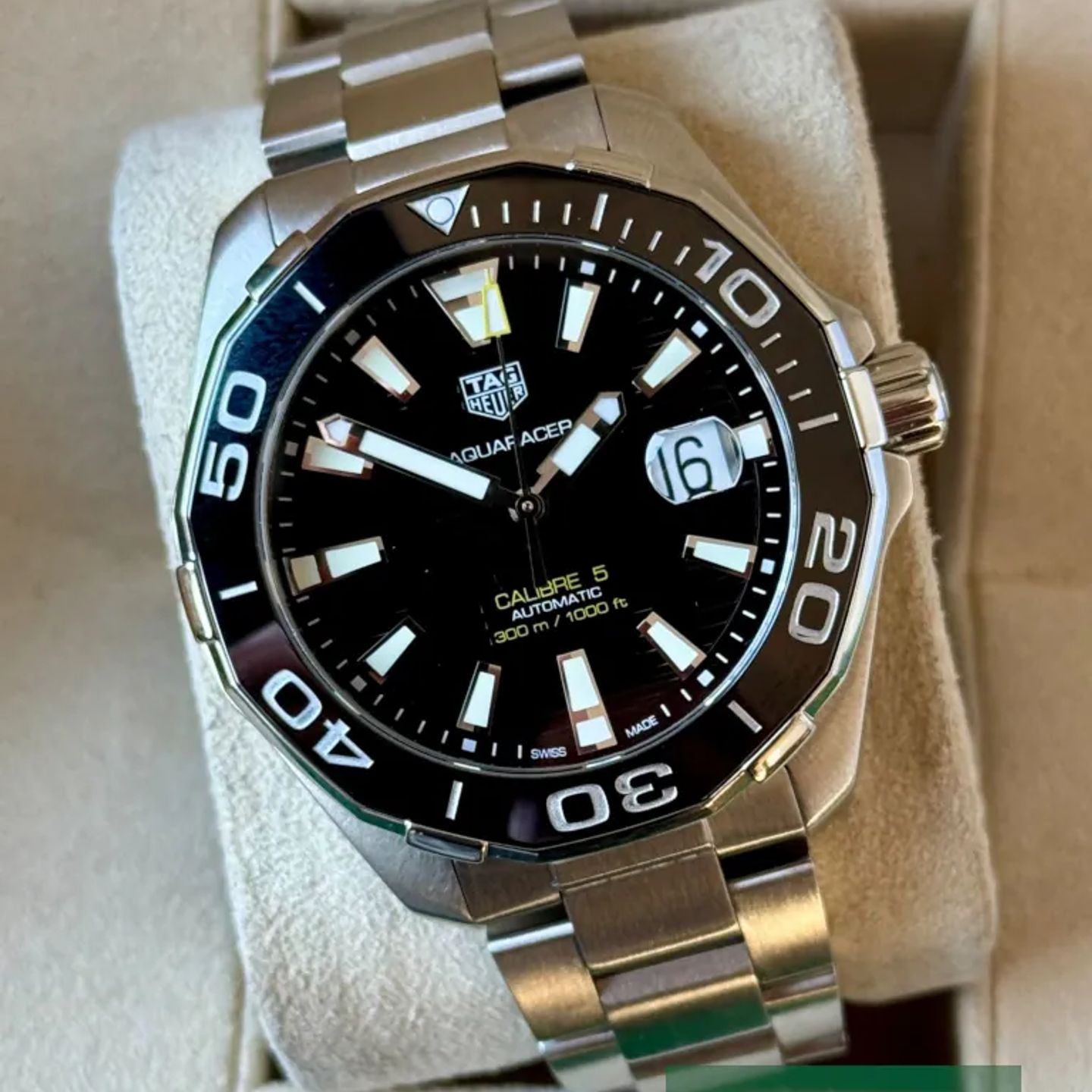 TAG Heuer Aquaracer 300M WAY201A (2019) - Black dial 43 mm Steel case (1/7)