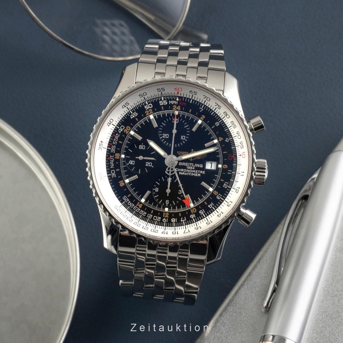 Breitling Navitimer World A24322 (Onbekend (willekeurig serienummer)) - Zwart wijzerplaat 46mm Staal (3/8)