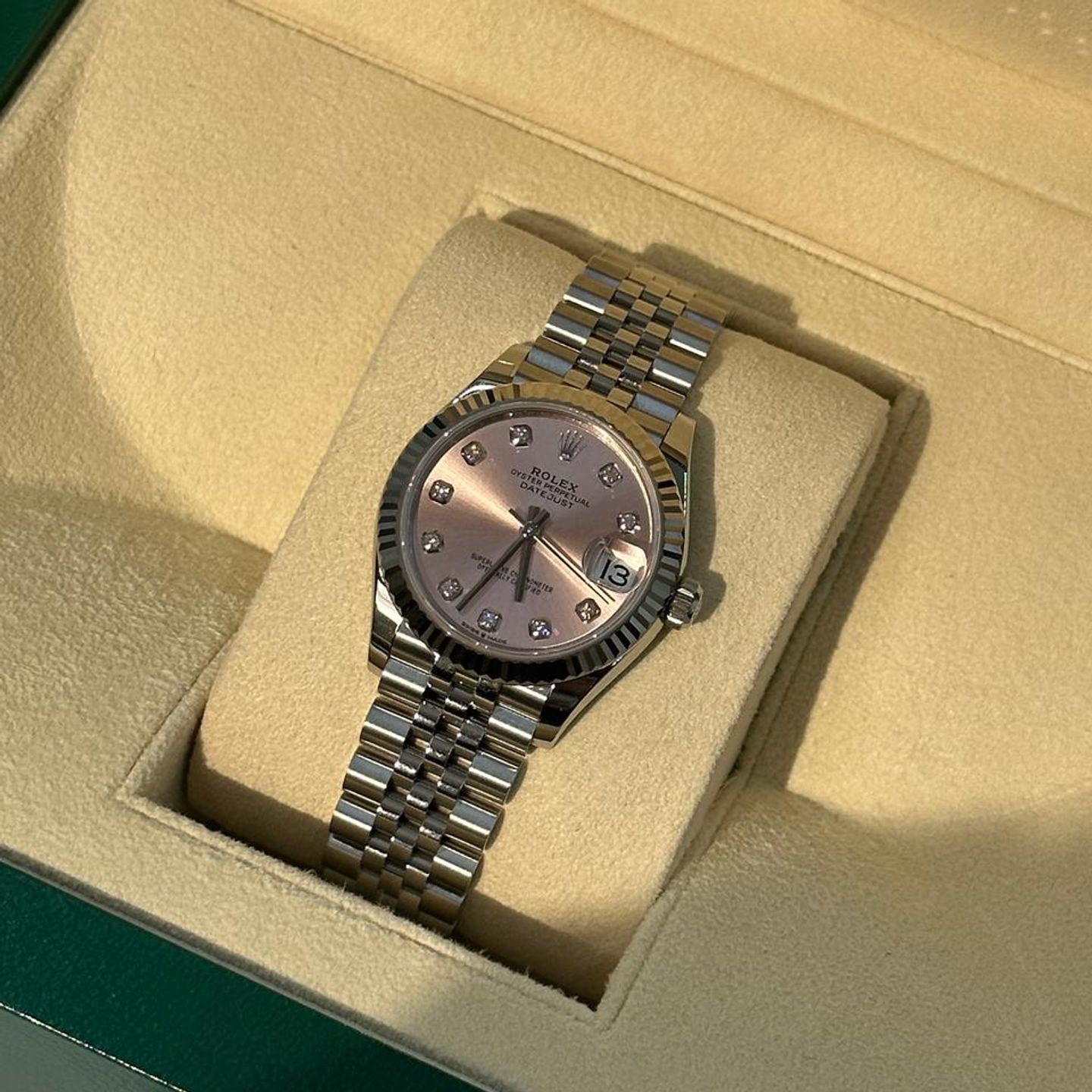Rolex Datejust 278274 (2025) - Pink dial 31 mm Steel case (6/10)