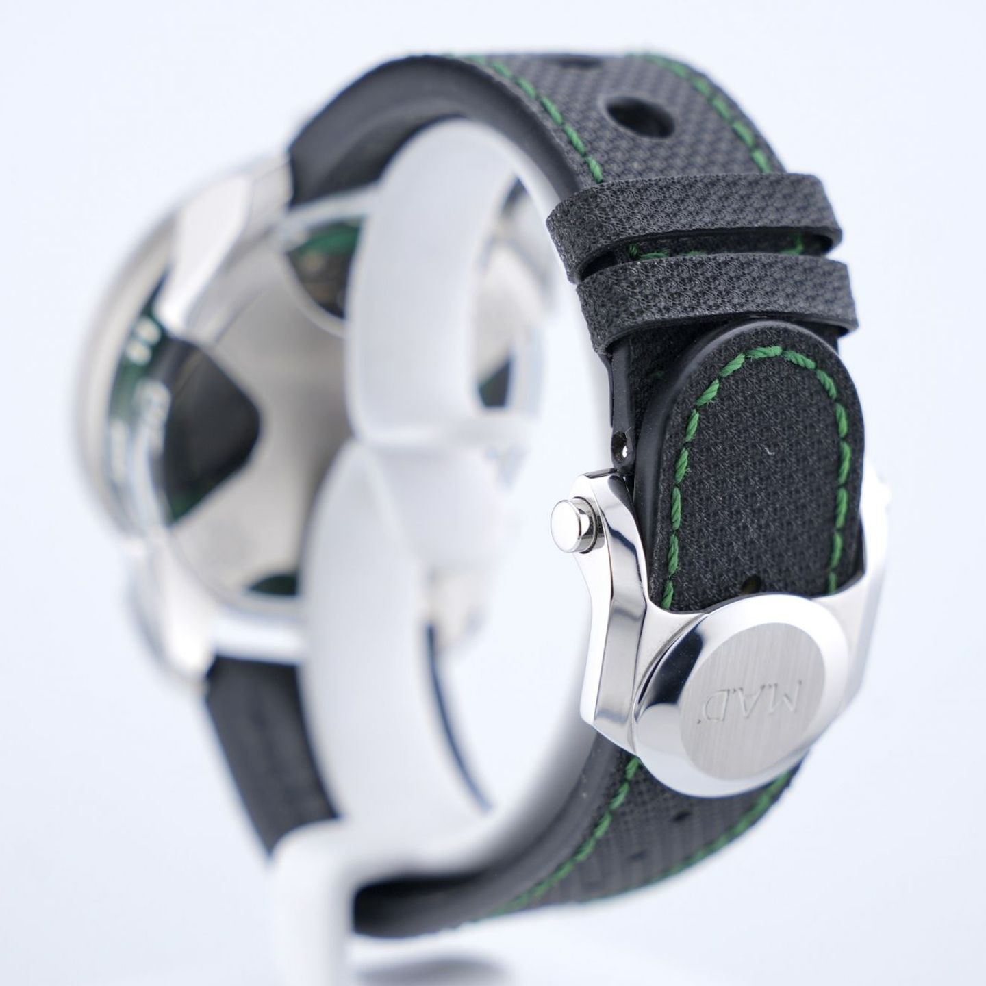 M.A.D. Editions Unknown Unknown (2023) - Green dial 42 mm Steel case (4/8)