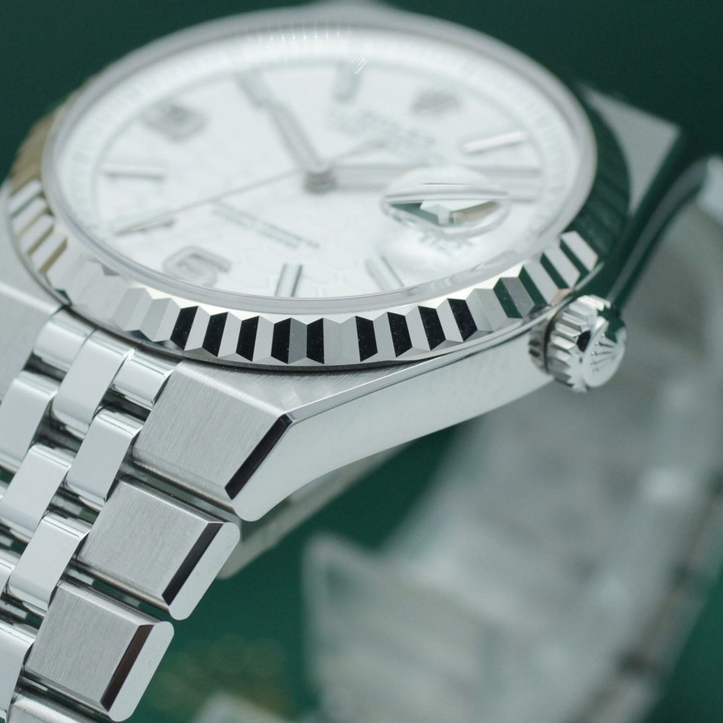 Rolex Land-Dweller 36 127234 (2026) - White dial 36 mm Steel case (6/8)