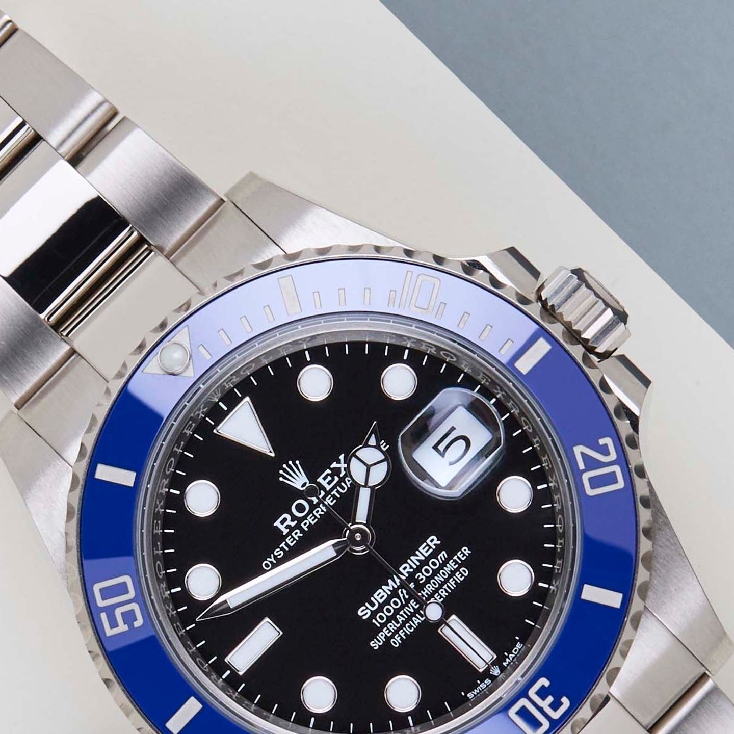 Rolex Submariner Date 126619LB (2021) - 41mm Witgoud (3/8)