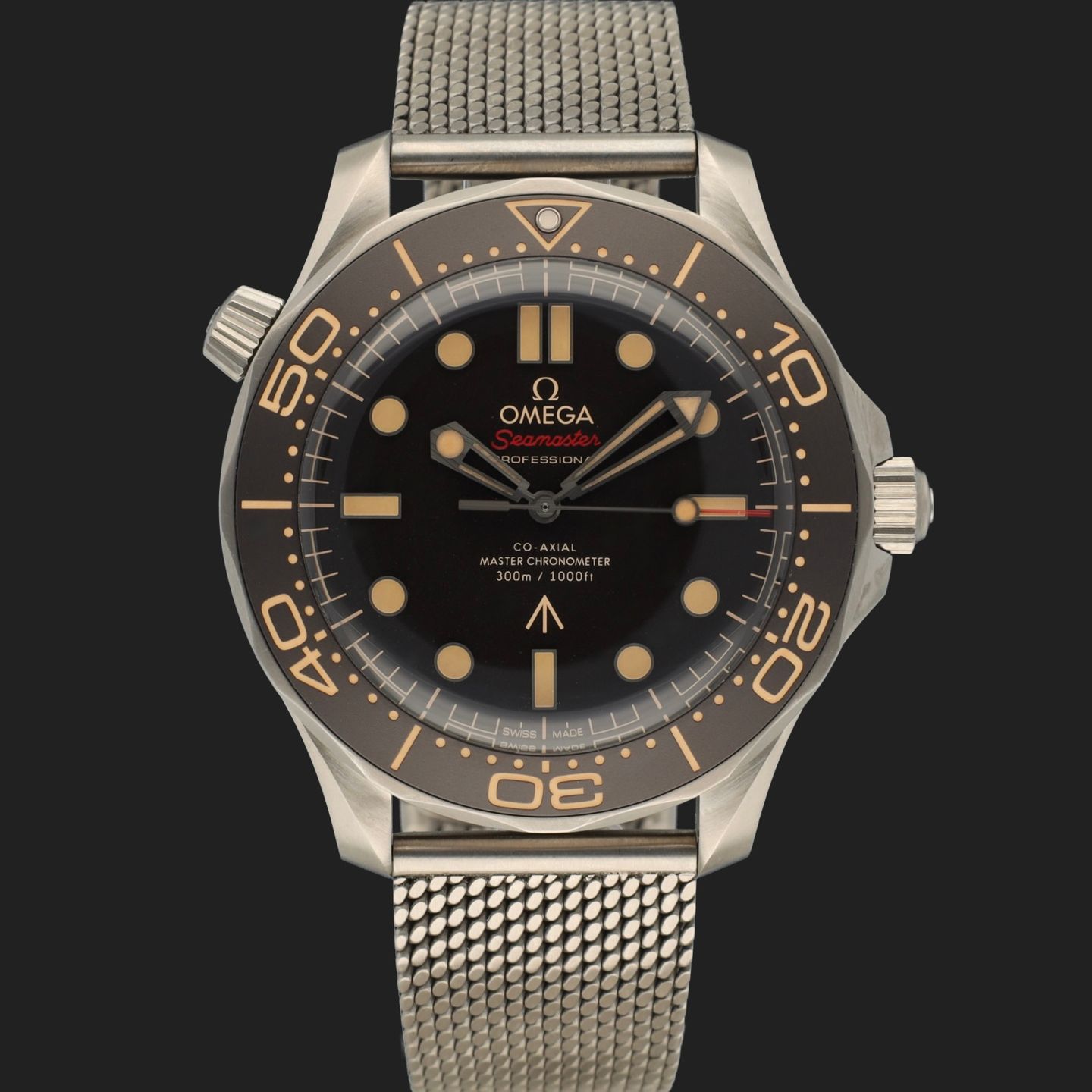 Omega Seamaster Diver 300 M 210.90.42.20.01.001 (2020) - Brown dial 42 mm Titanium case (3/8)
