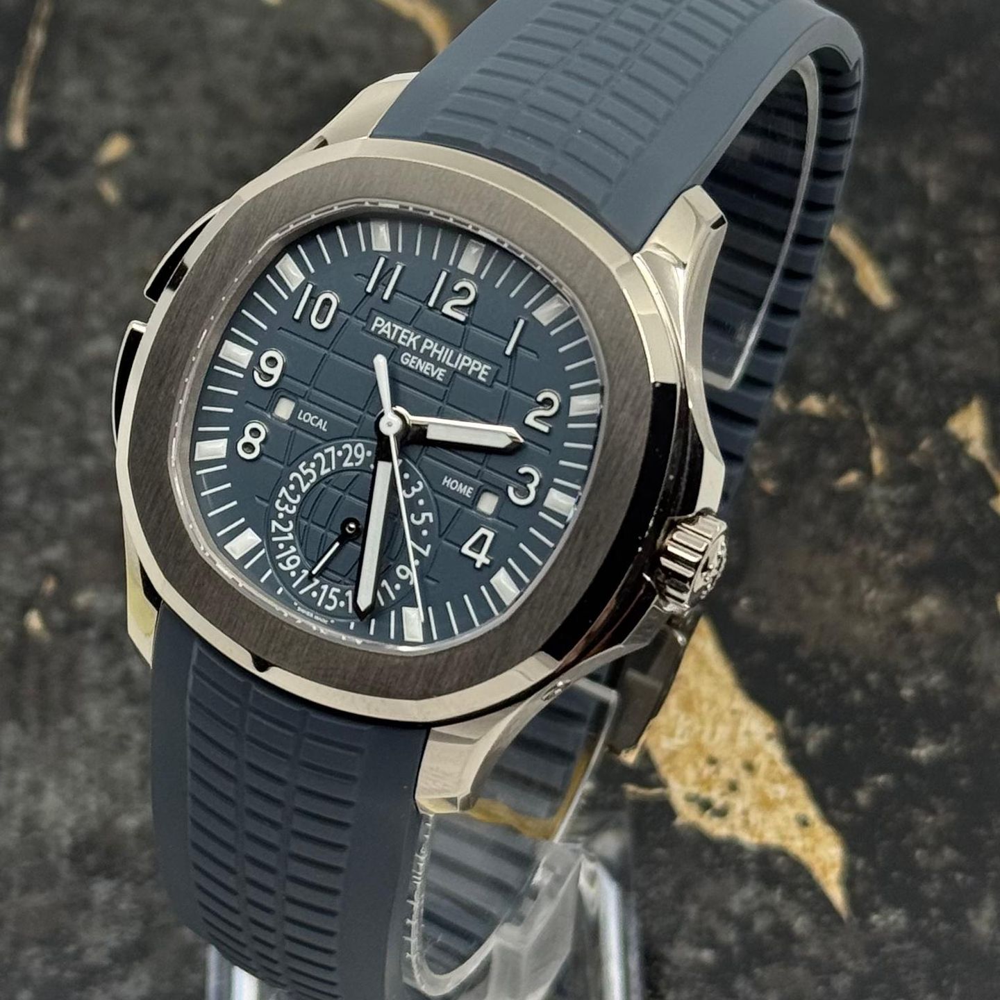 Patek Philippe Aquanaut 5164G-001 - (6/8)