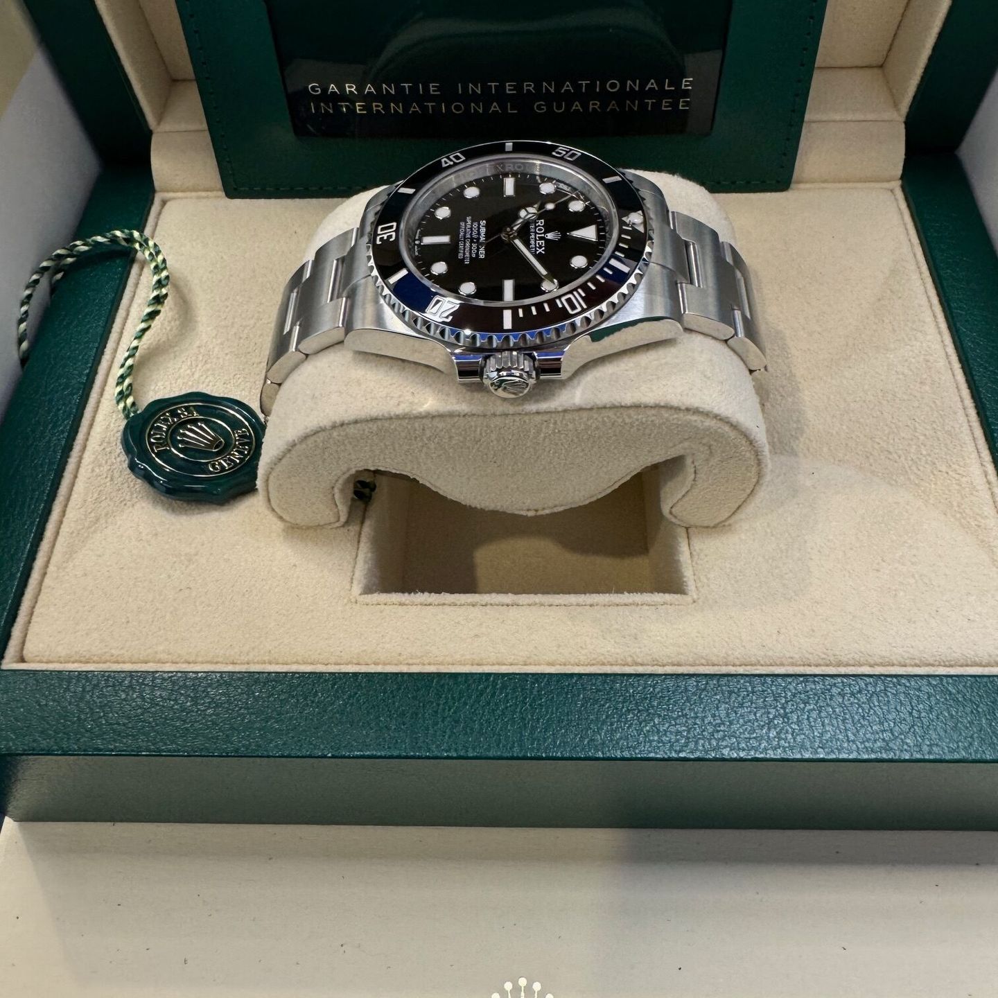 Rolex Submariner No Date 124060 (2024) - Zwart wijzerplaat 41mm Staal (3/6)