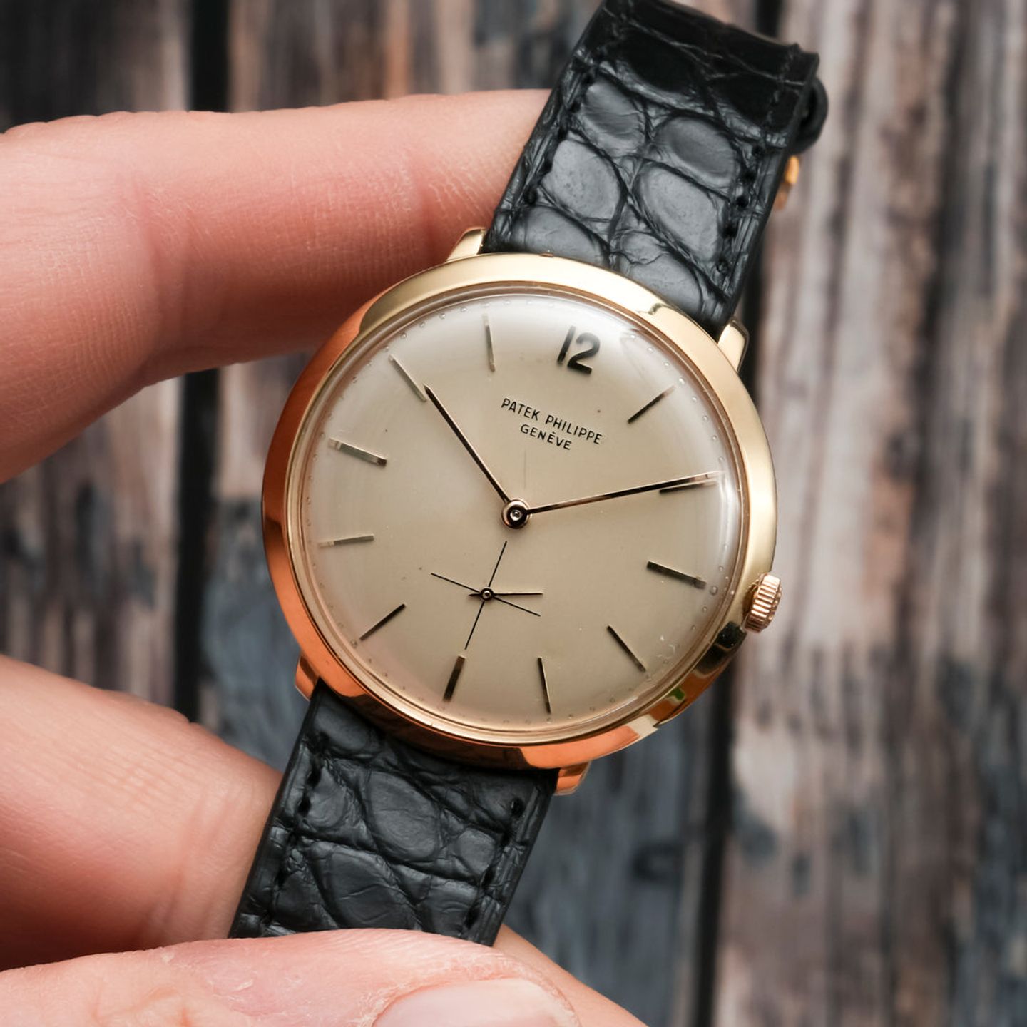 Patek Philippe Calatrava 2572 - (3/4)