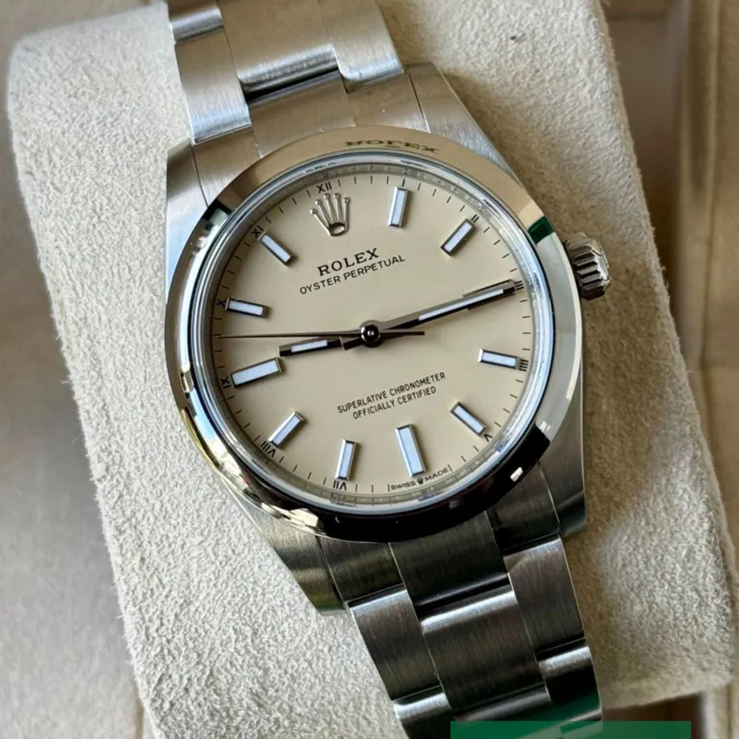 Rolex Oyster Perpetual 34 124200 - (1/7)