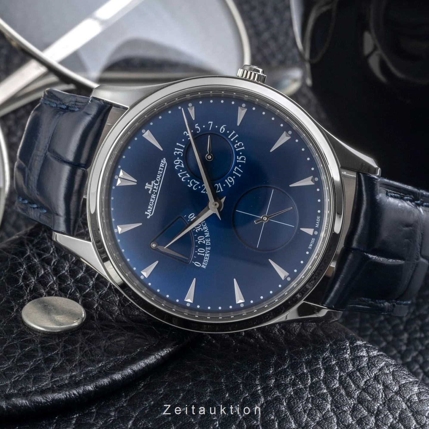 Jaeger-LeCoultre Master Ultra Thin Réserve de Marche Q1378480 - (2/8)