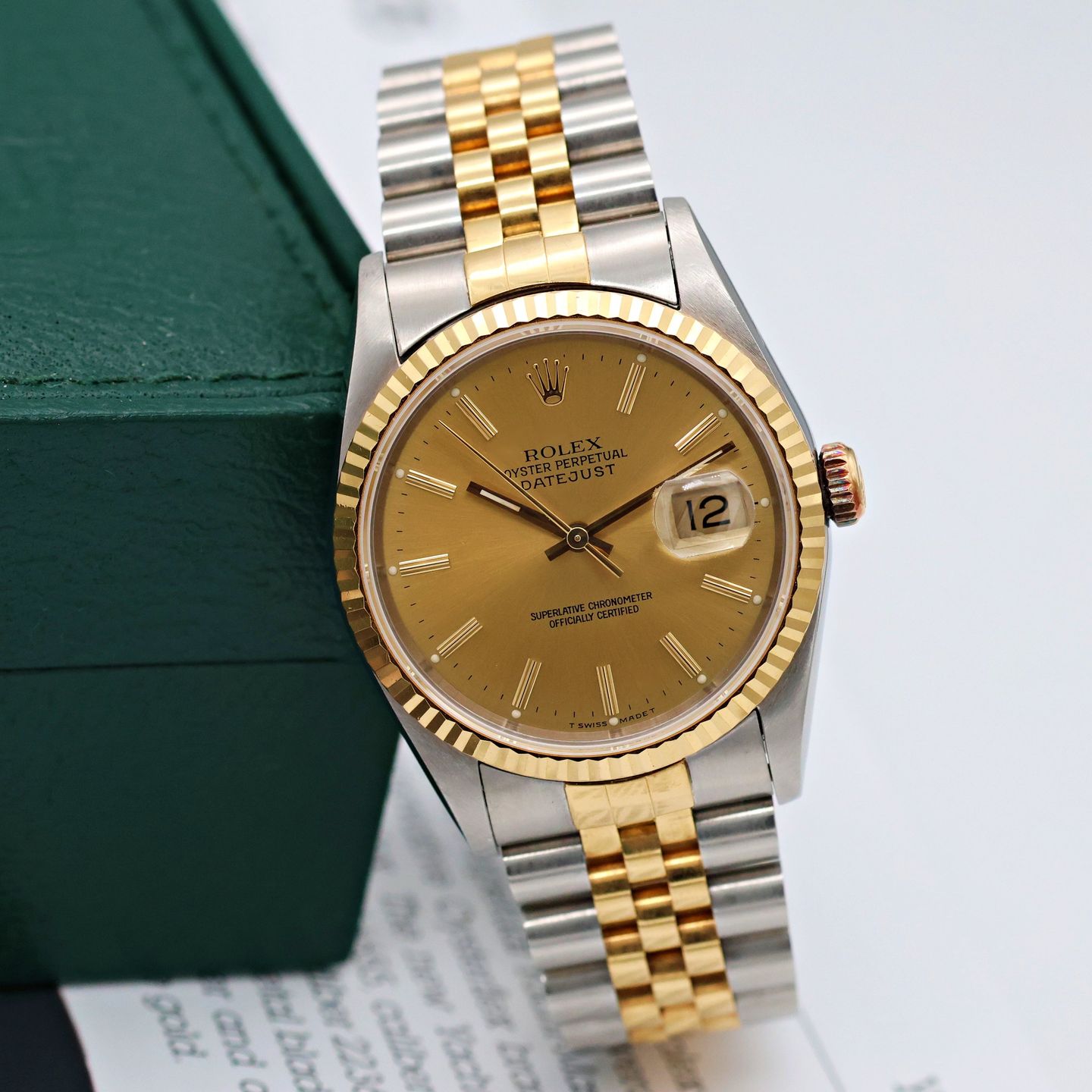 Rolex Datejust 36 16233 (Unknown (random serial)) - Champagne dial 36 mm Gold/Steel case (3/8)