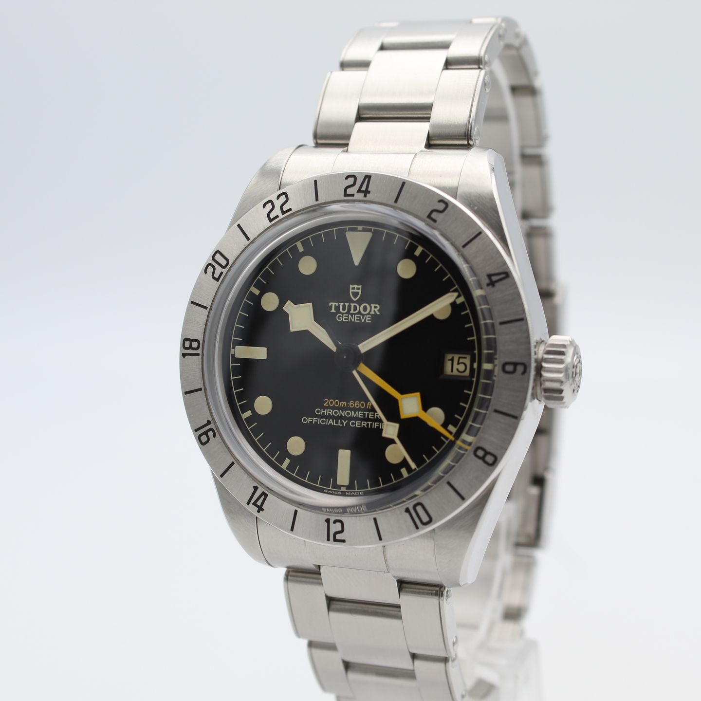 Tudor Black Bay 79470 (2022) - Black dial 39 mm Steel case (3/8)