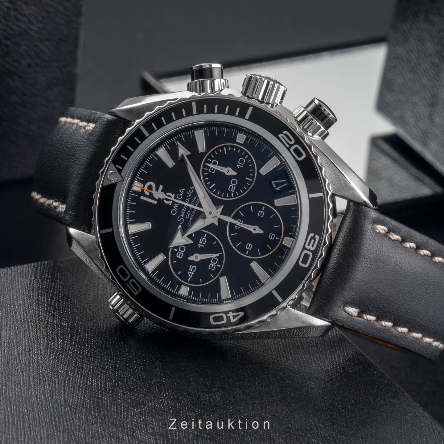 Omega Seamaster Planet Ocean Chronograph 222.32.38.50.01.001 - (2/8)