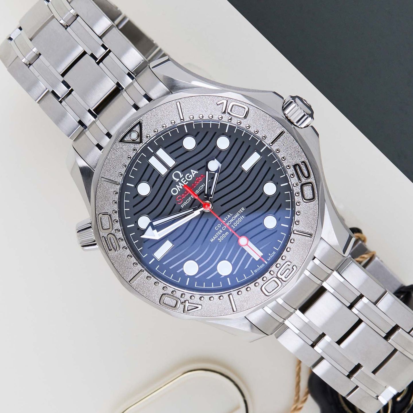 Omega Seamaster Diver 300 M 210.30.42.20.01.002 - (1/8)