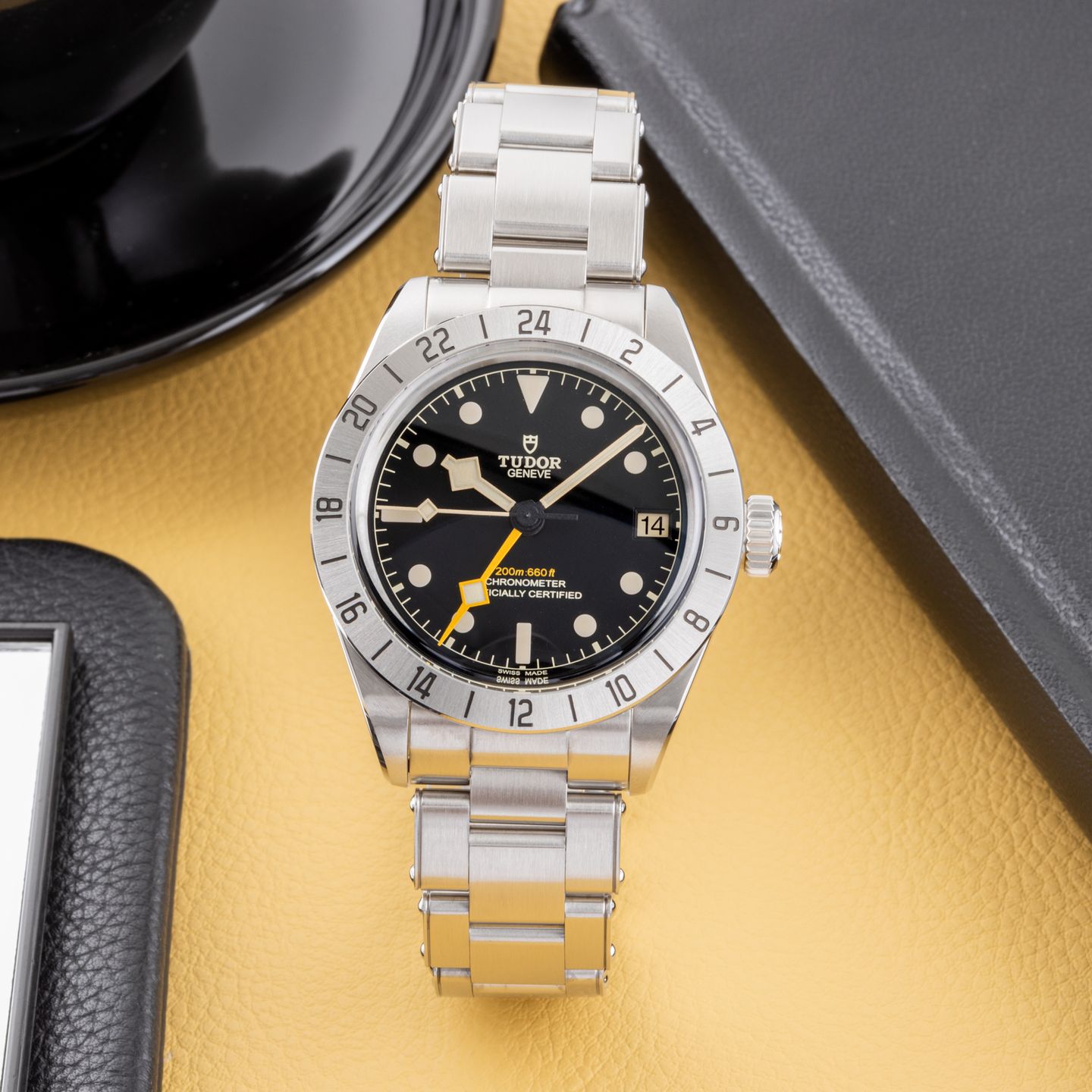 Tudor Black Bay 79470 (Unknown (random serial)) - Black dial 39 mm Steel case (1/8)