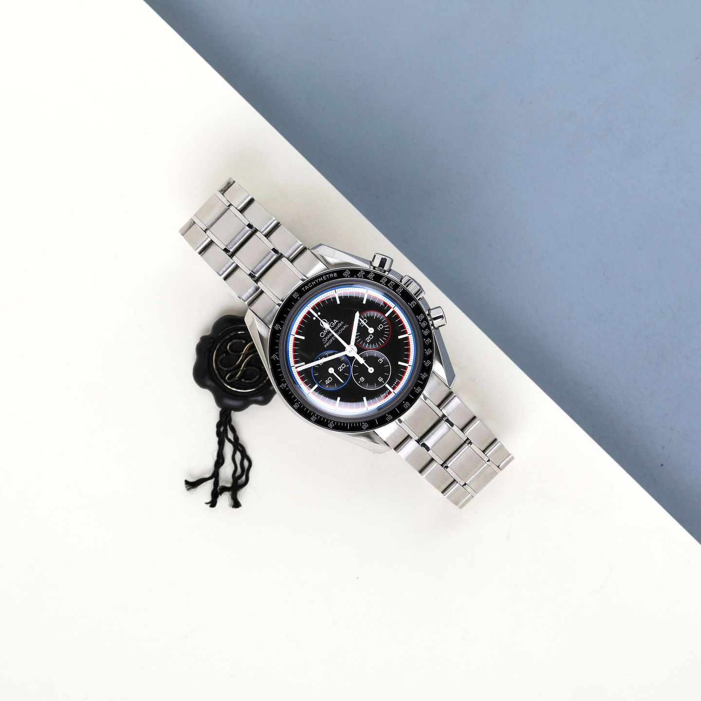 Omega Speedmaster Professional Moonwatch 311.30.42.30.01.003 (2010) - Black dial 42 mm Steel case (2/8)