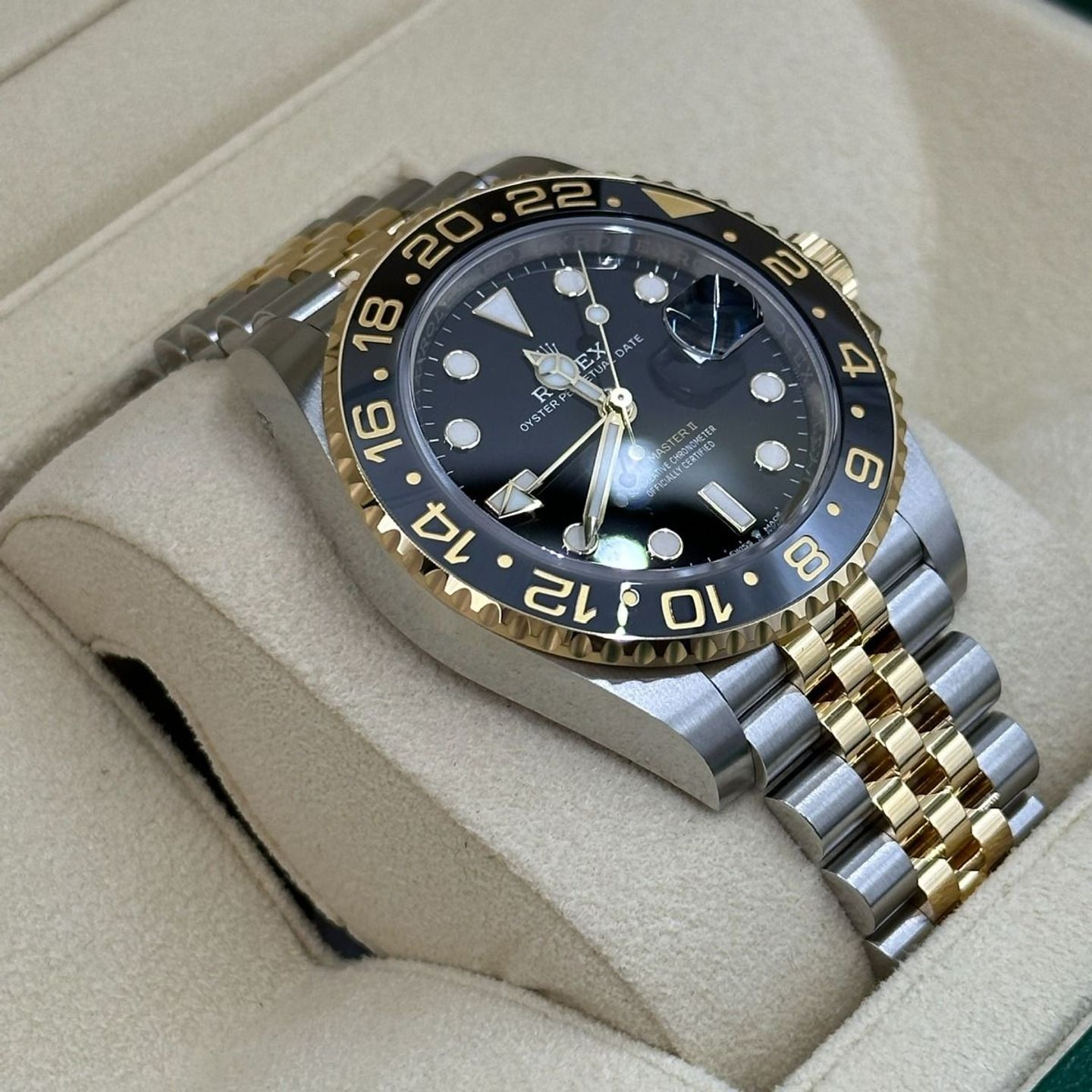 Rolex GMT-Master II 126713GRNR - (7/8)