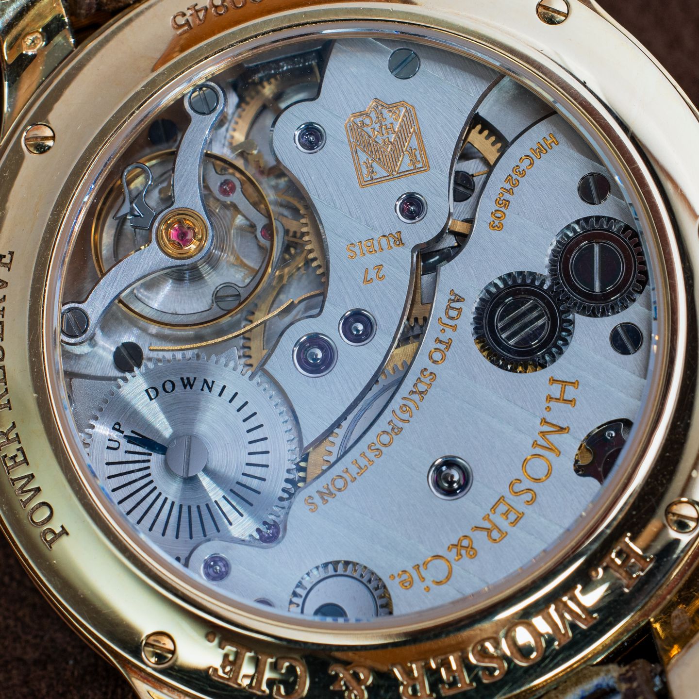 H. Moser & Cie. Endeavour 321.503-005 (2013) - White dial 40 mm Yellow Gold case (6/8)