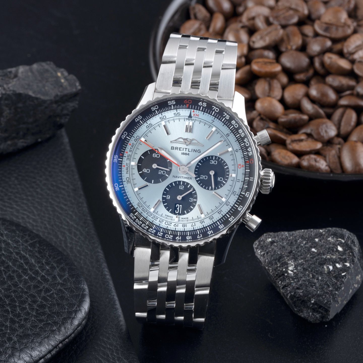 Breitling Navitimer 1 B01 Chronograph AB0138241C1A1 - (1/8)