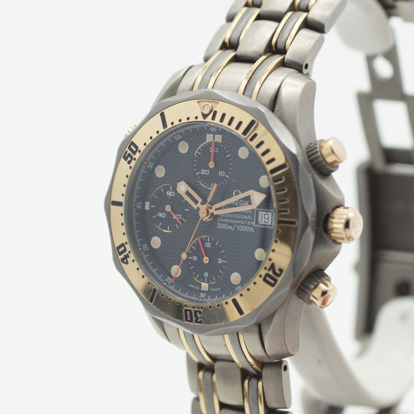 Omega Seamaster Diver 300 M 2296.80.00 (1994) - Blue dial 42 mm Titanium case (4/8)