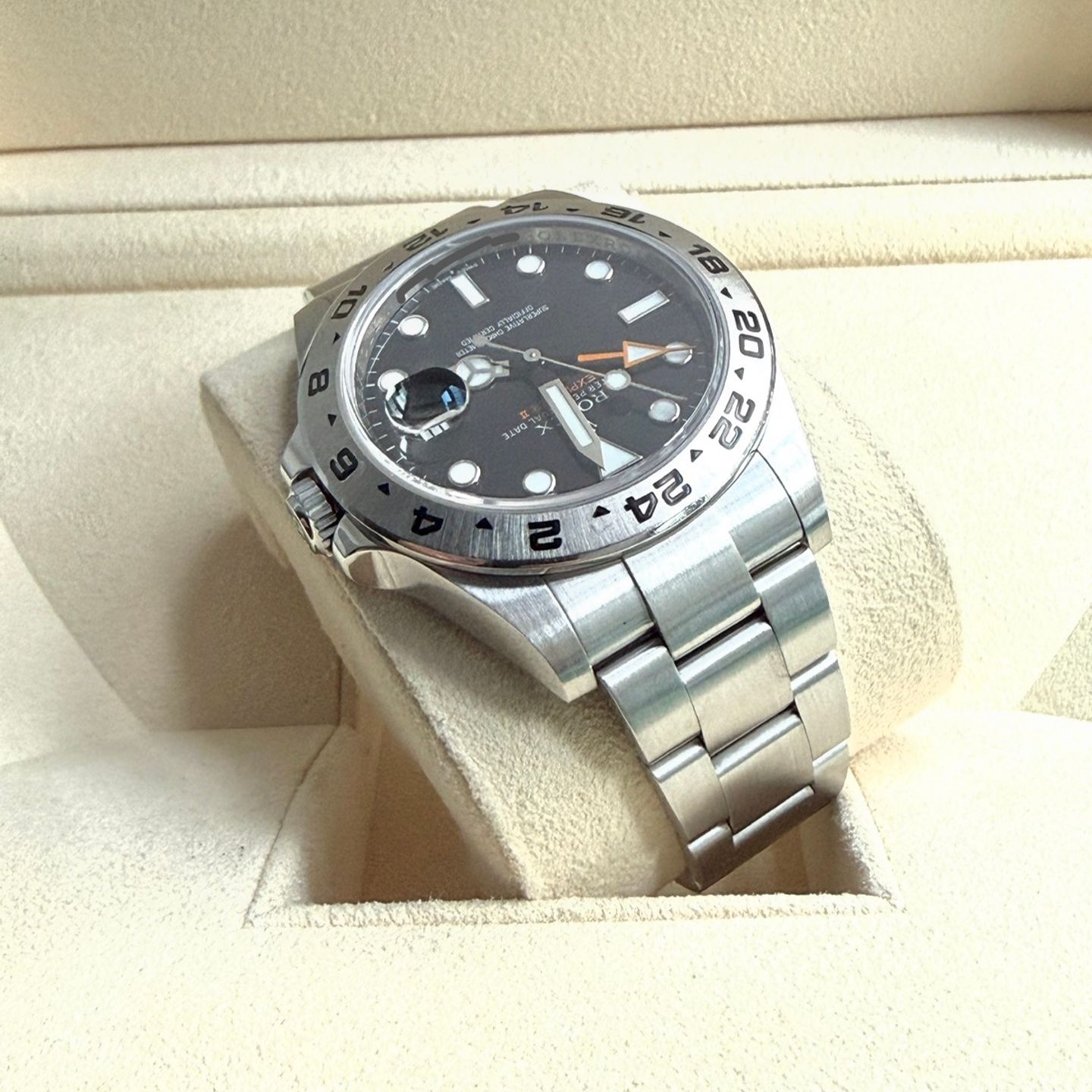 Rolex Explorer II 216570 (2016) - Zwart wijzerplaat 42mm Staal (5/7)