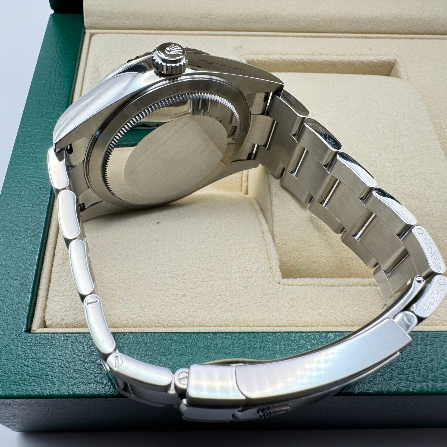 Rolex Sky-Dweller 336934 (2024) - Groen wijzerplaat 42mm Goud/Staal (7/8)