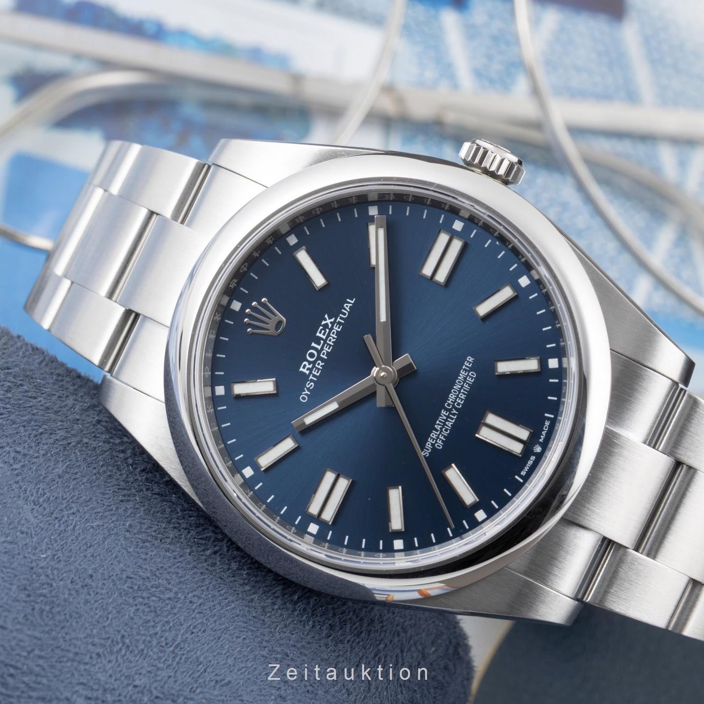 Rolex Oyster Perpetual 41 124300 - (2/8)