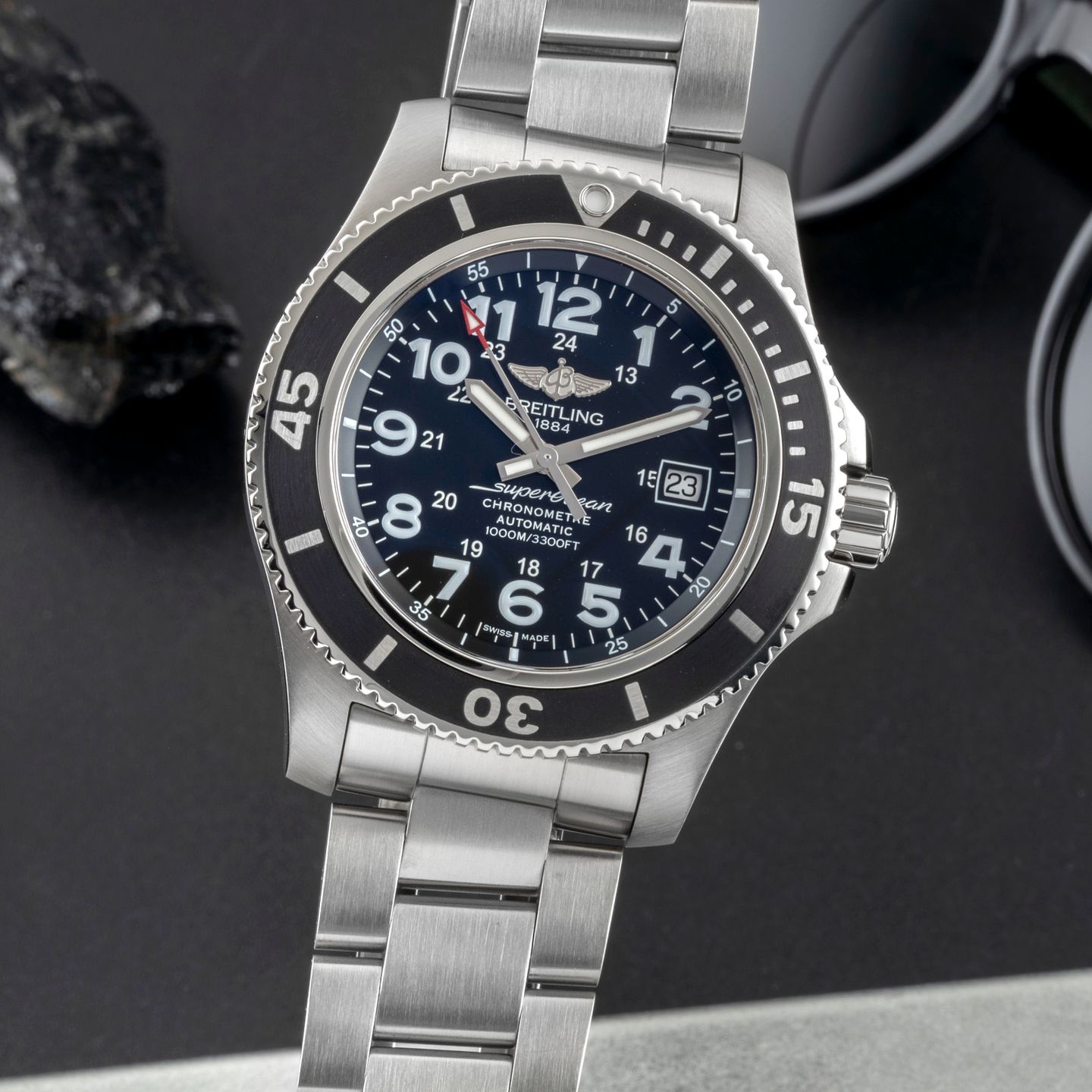 Breitling Superocean II 44 A17392 (Onbekend (willekeurig serienummer)) - Zwart wijzerplaat 44mm Staal (3/8)