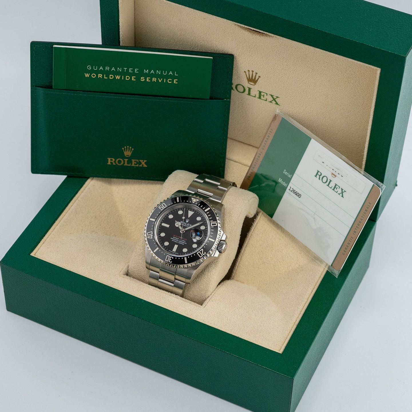 Rolex Sea-Dweller 126600 - (5/5)