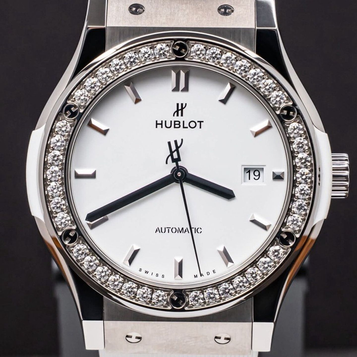 Hublot Classic Fusion 542.NE.2020.LR.1204 (2025) - Black dial 40 mm Steel case (1/1)