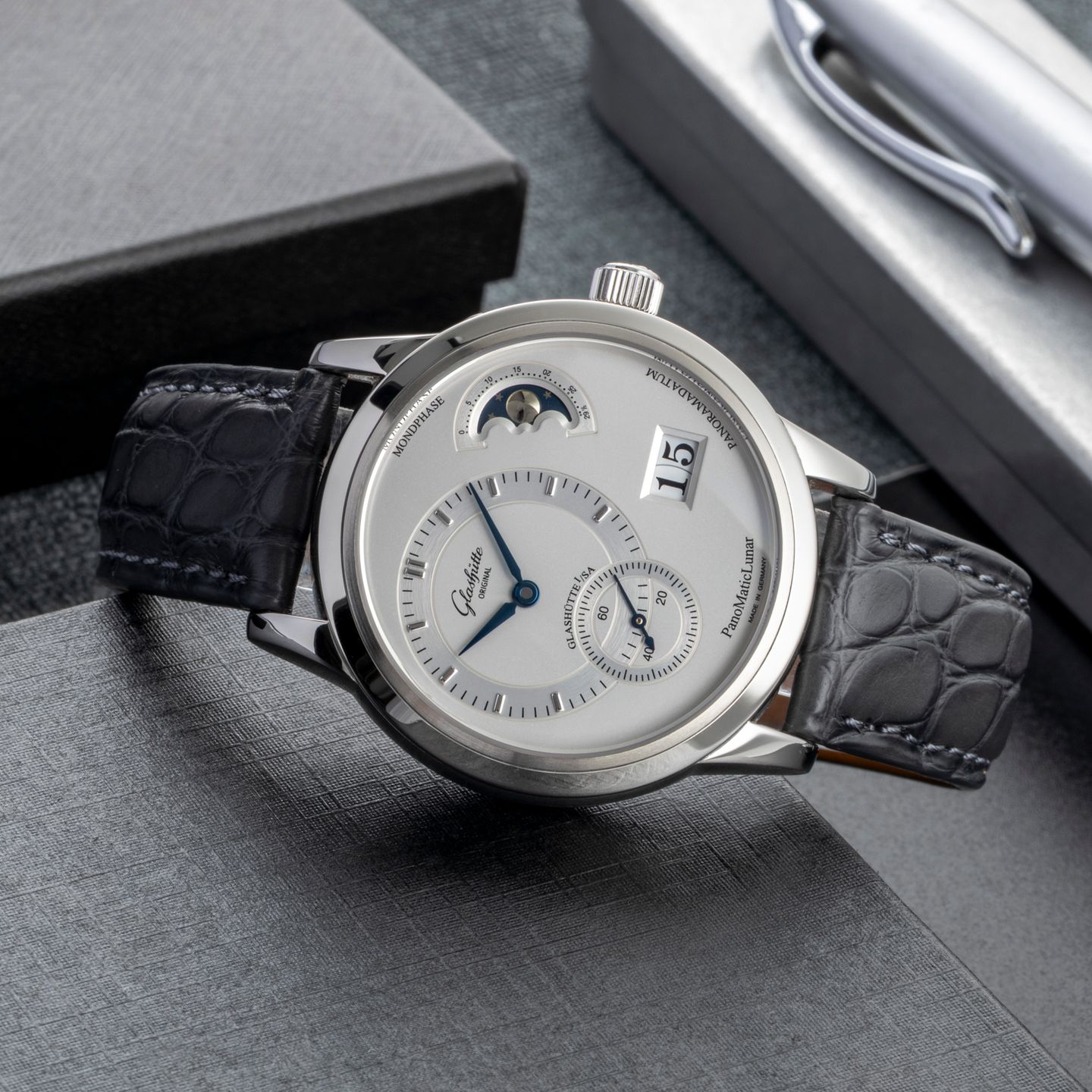 Glashütte Original PanoMaticLunar 1-90-02-02-02-04 - (2/8)