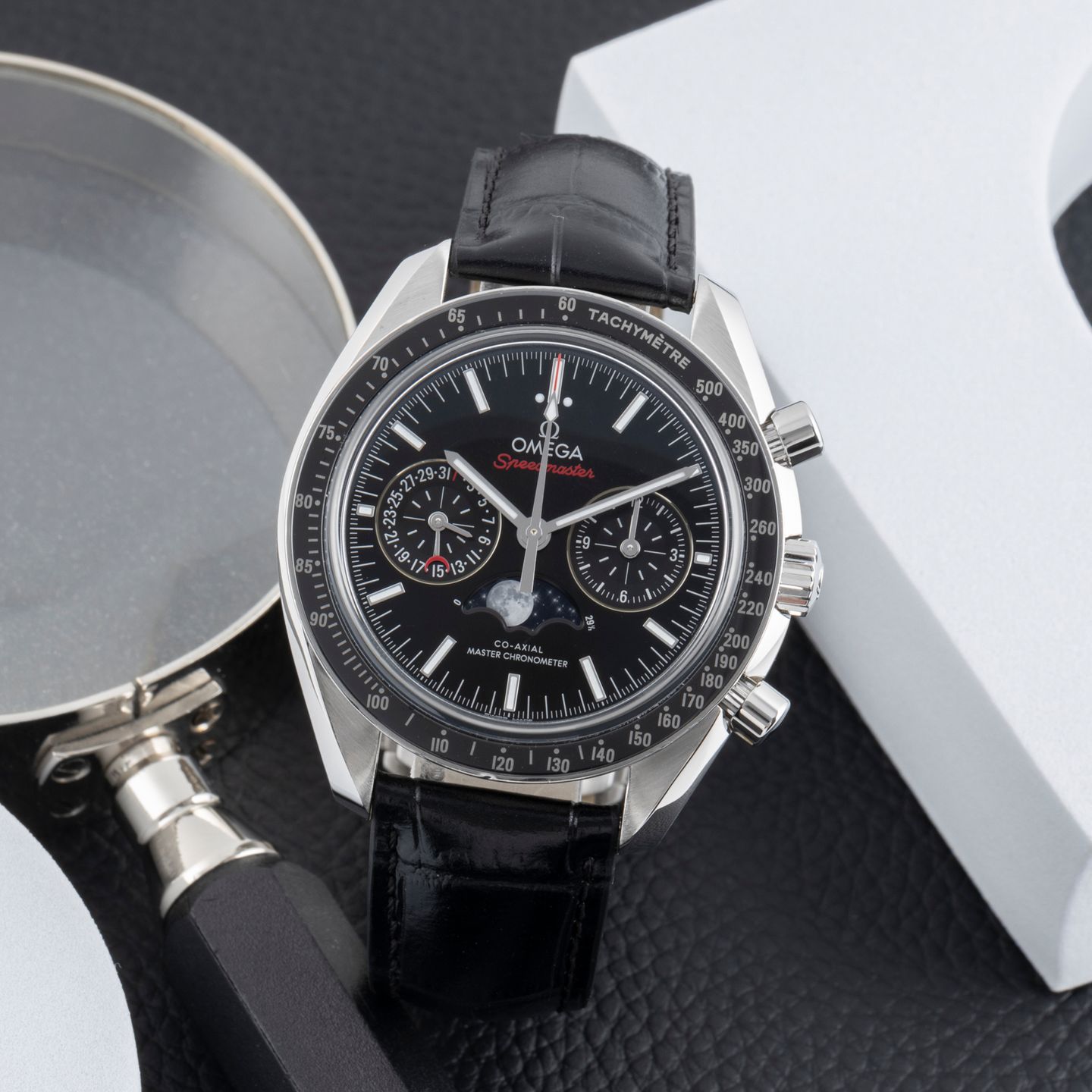 Omega Speedmaster Moonphase 304.33.44.52.01.001 - (1/8)