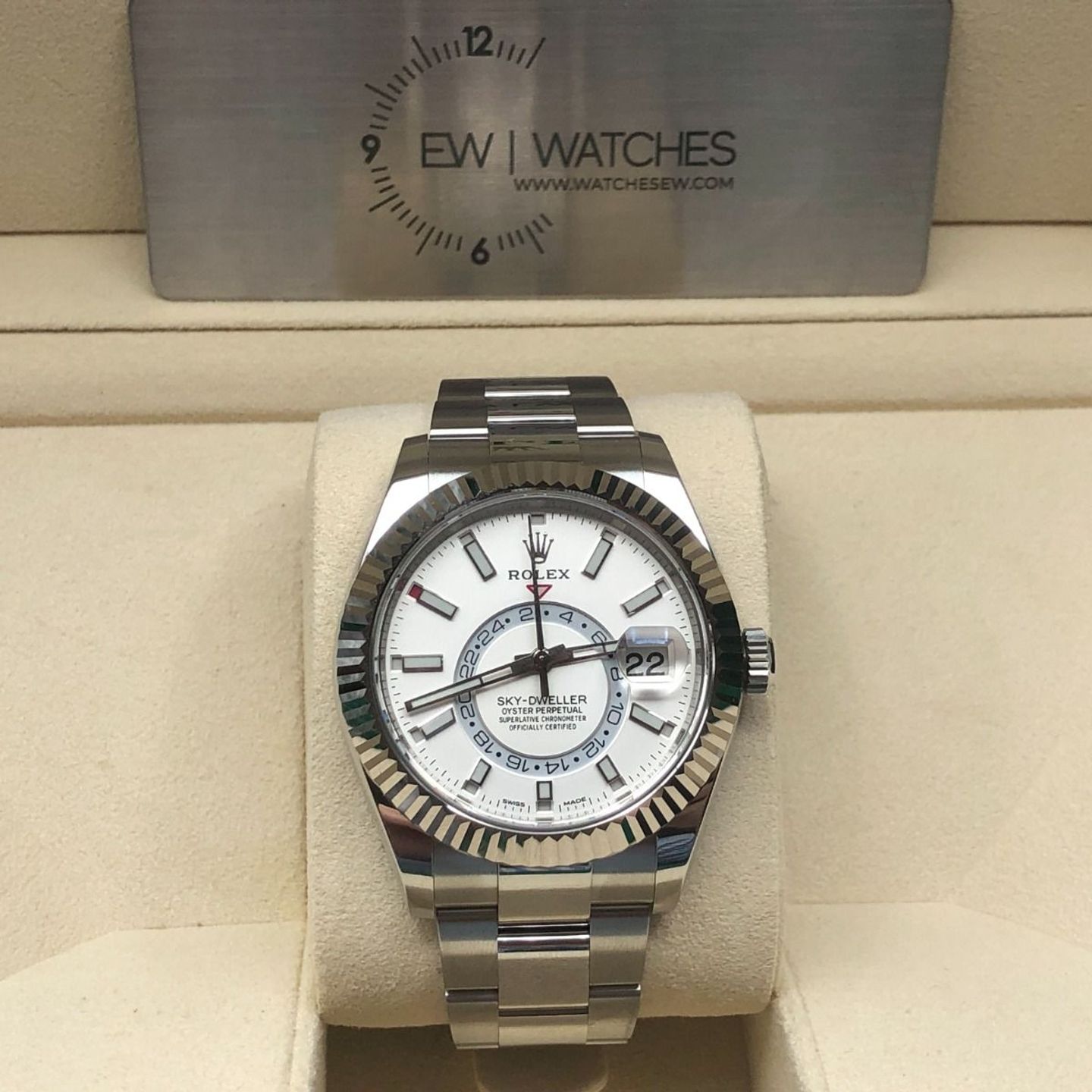 Rolex Sky-Dweller 326934 (2022) - Wit wijzerplaat 42mm Staal (2/8)